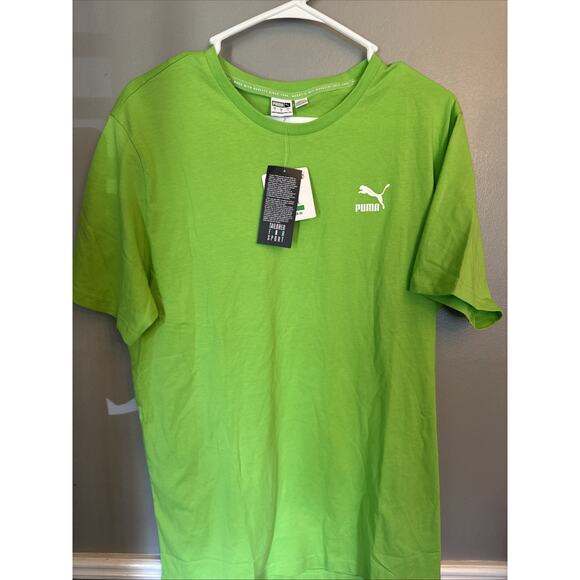 NWT PUMA Men's GRAPHICS Letter Tee SZ Large - Picture 1 of 3